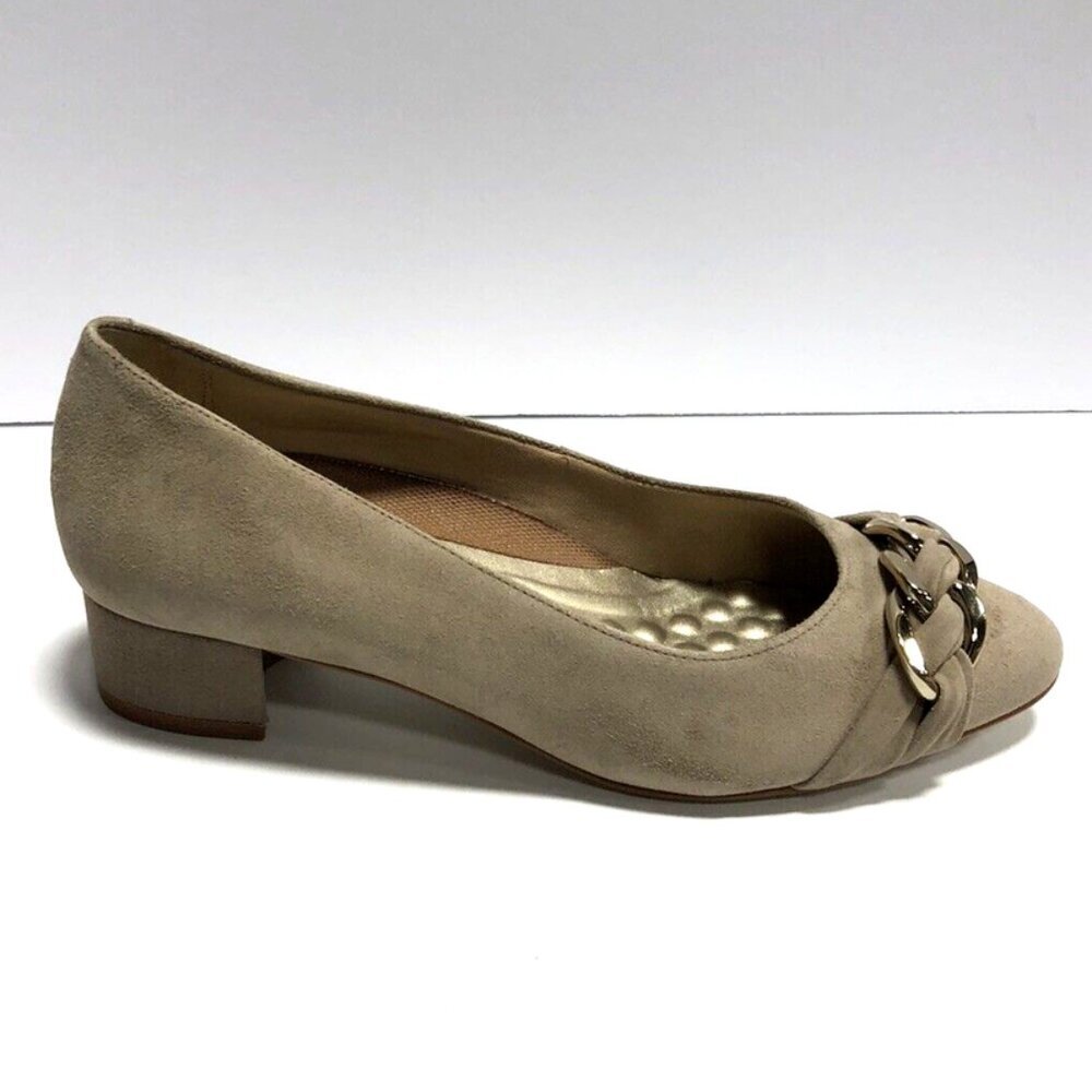 Walking Cradles Hutton Womens Pump Taupe Suede Size 8WW